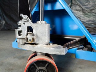 Тележка гидравлическая 2500 кг 1220 мм TOR RHP(BF) широковильная (полиуретановые колеса) фото #1465