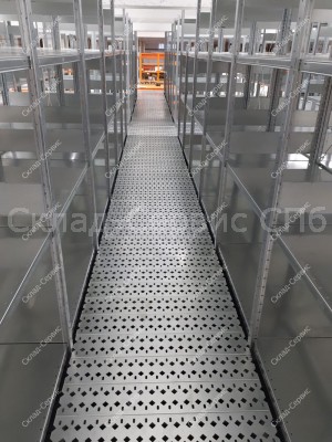 Мезонинный стеллаж для склада на базе средне-грузовых стеллажей фото #481
