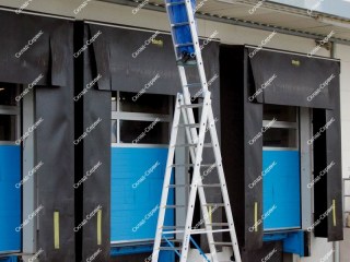 Универсальная профессиональная трехсекционная лестница KRAUSE